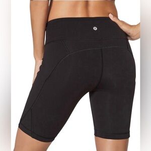 Lululemon Sweat Your Heart Out Short 8” inseam Black size 6